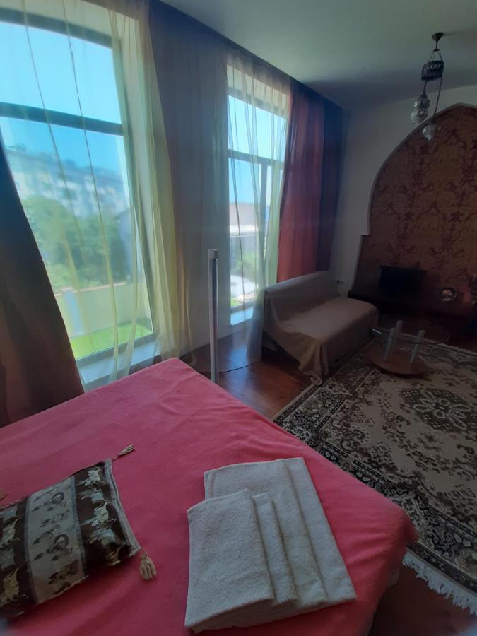 Guest House Chornomorsk Exterior foto