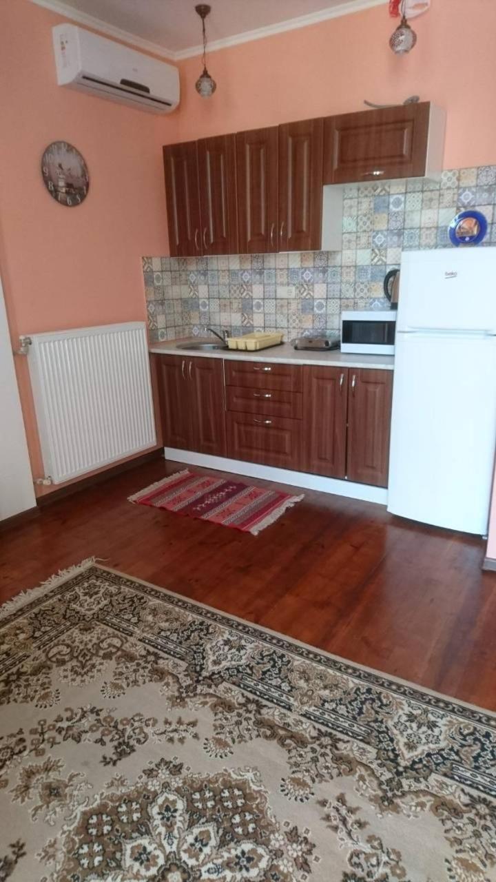 Guest House Chornomorsk Exterior foto
